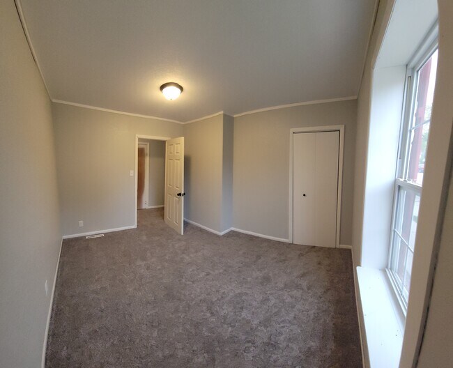 313 Kettle Moraine Dr S, Slinger, WI 53086 Townhome Rentals in