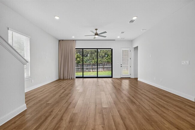 Foto del edificio - 508 Pinnacle View Dr