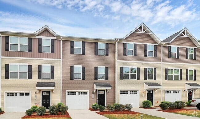 Building Photo - 2611 McCurdy Trl