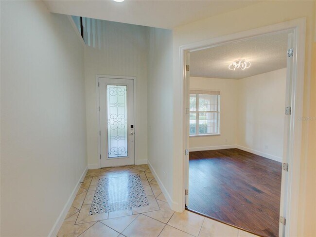 Building Photo - 11850 Aurelio Ln