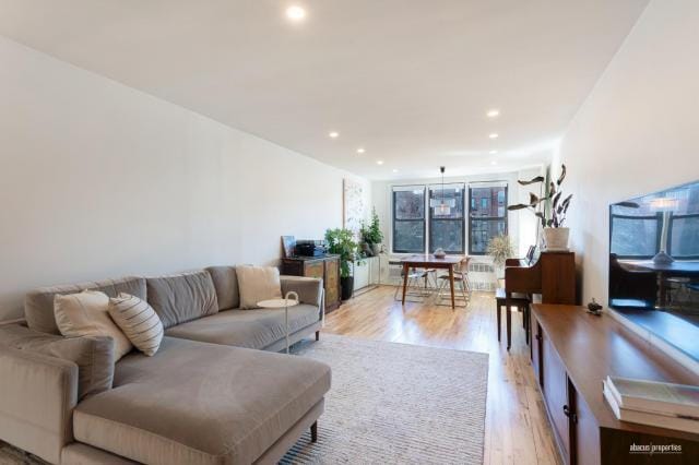 Foto principal - 2 bedroom in Brooklyn NY 11218