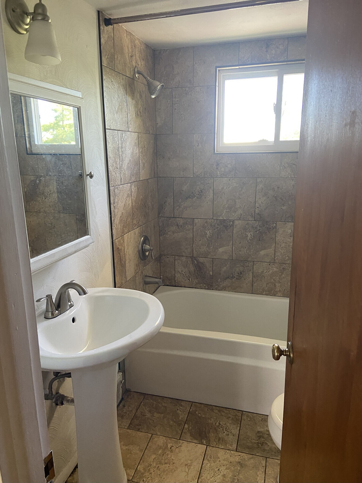 1250 Cliffside St Cuyahoga Falls, OH 44221 – photo 4