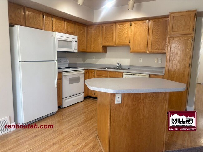Foto del edificio - Nice West Jordan Townhouse For Rent!