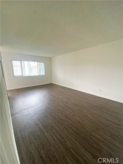 Foto del edificio - 4160 W 182nd St