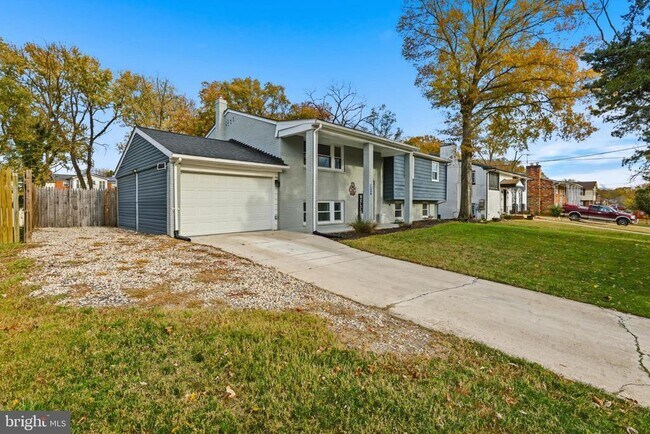 Foto del edificio - 6906 Berkshire Dr