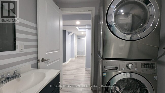 Building Photo - 5622 Osprey Avenue