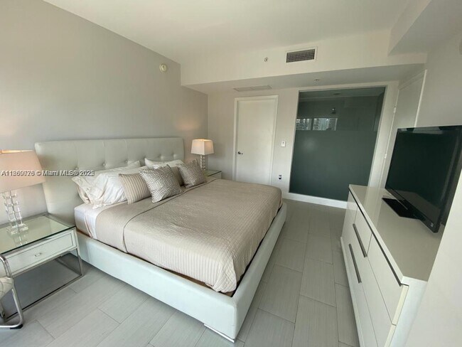 Foto del edificio - 92 SW 3rd St