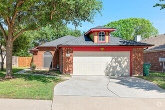 Building Photo - 1229 Laurelleaf Dr
