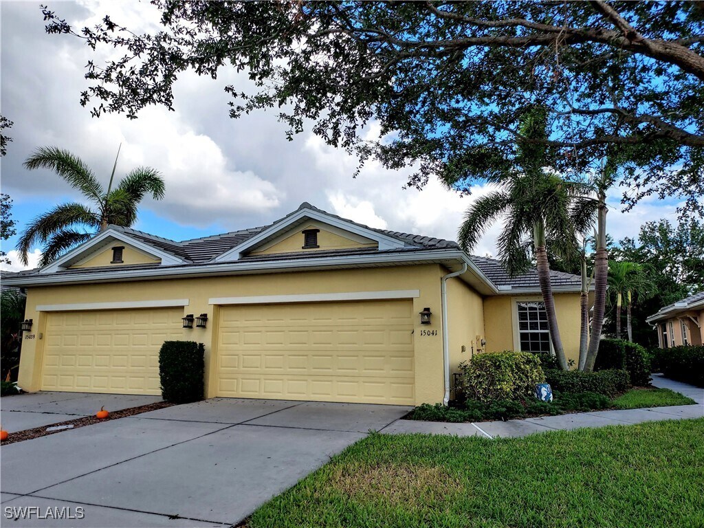 Primary Photo - 15041 Sea Crest Blvd