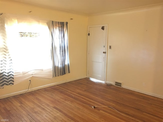 Building Photo - 2 br, 1 bath House - 4215 Waverly St