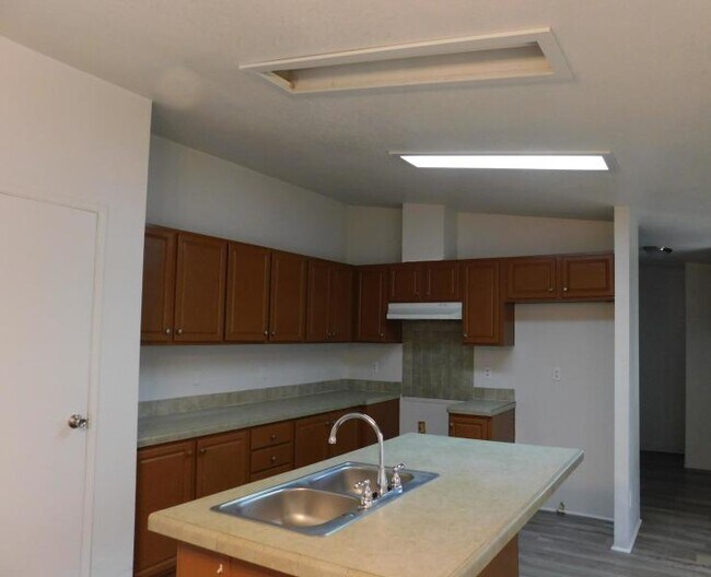 Kitchen - 6833 Rea Ave