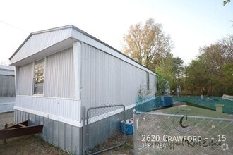 Building Photo - 2620 Crawford Dr