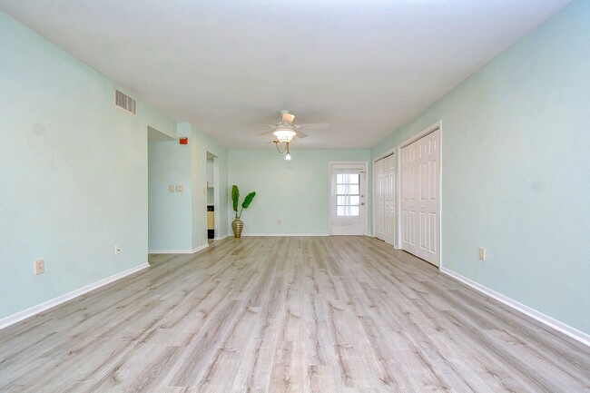 Foto del edificio - 1515 Bayshore Blvd