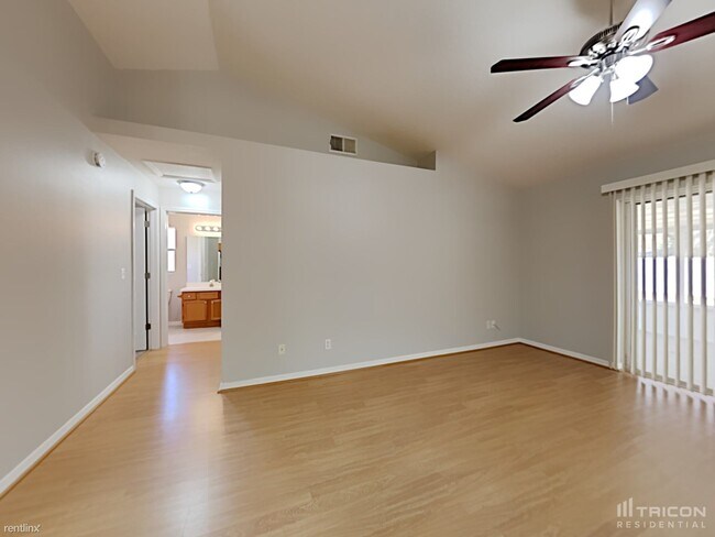 Building Photo - 7 Bay Ridge Loop