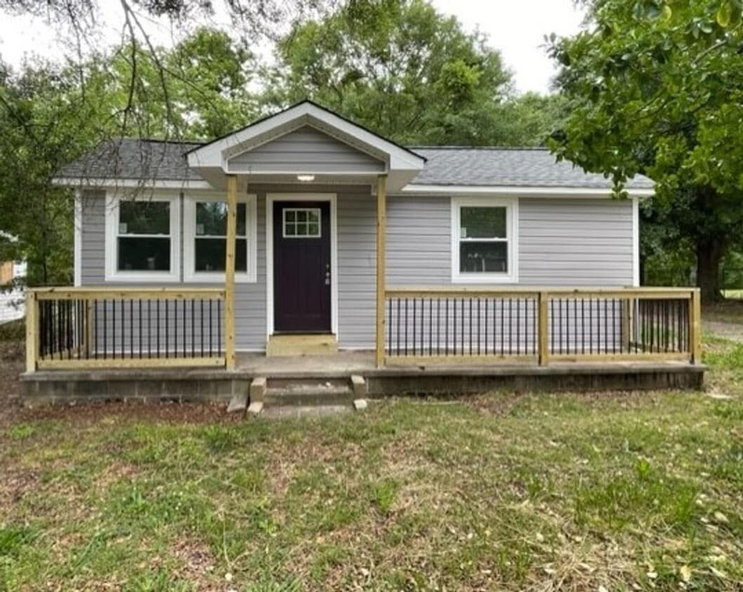Primary Photo - Don't miss out on this Adorable 2 bedroom ...