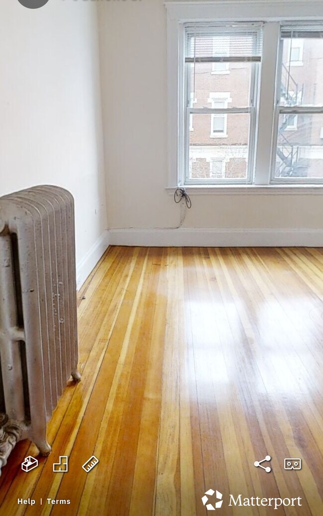 Foto del edificio - 352 Cambridge St