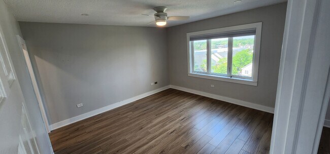 Foto del edificio - 7400 Lincoln Ave