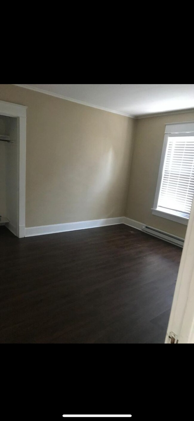One bedroom - 27 S Irving Ave