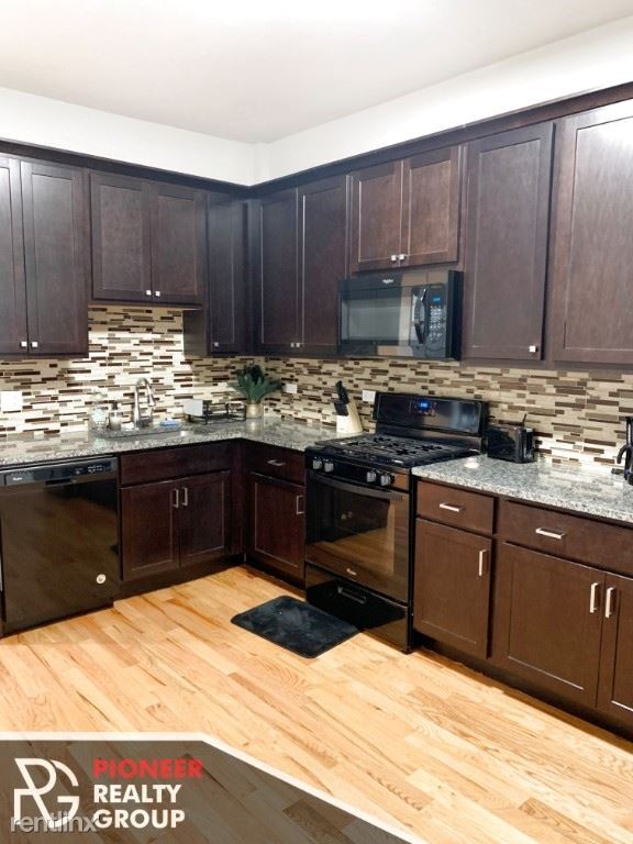 Building Photo - 3 br, 2 bath Apartment - 3001 N Central Ave