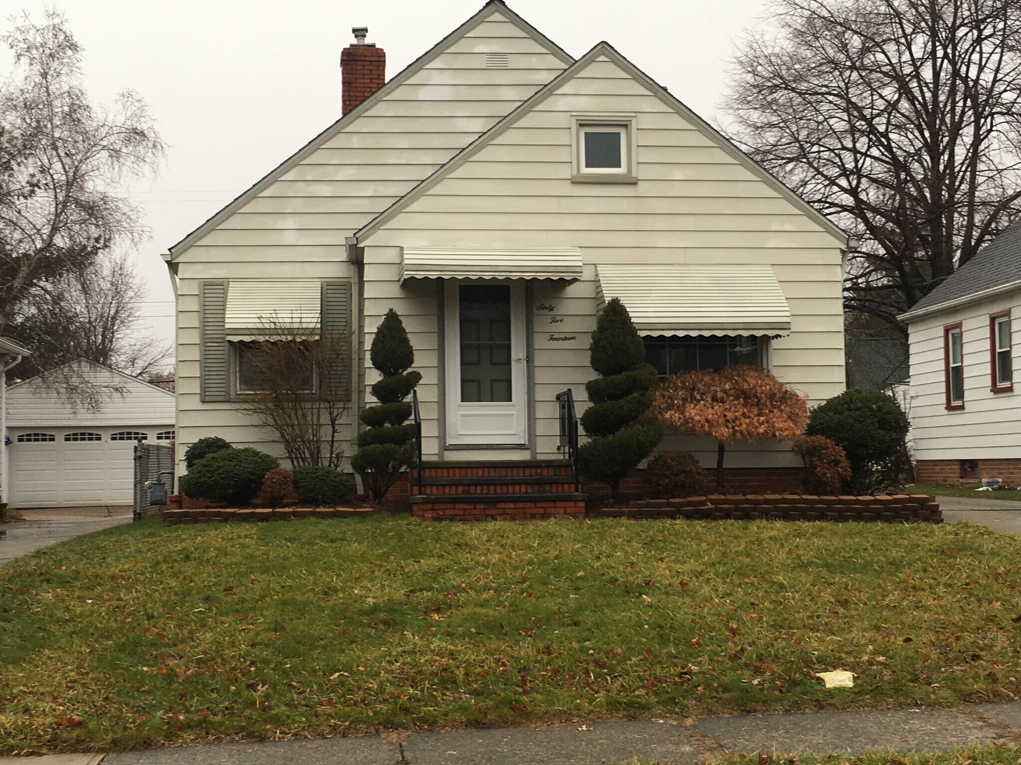 6514 Brownfield Dr Parma, OH 44129 – photo 1