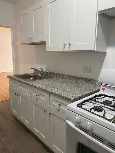 Foto del edificio - 5040 W 18th St