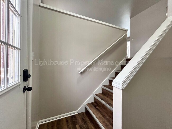 Foto del edificio - 607 Clayton Ave NW