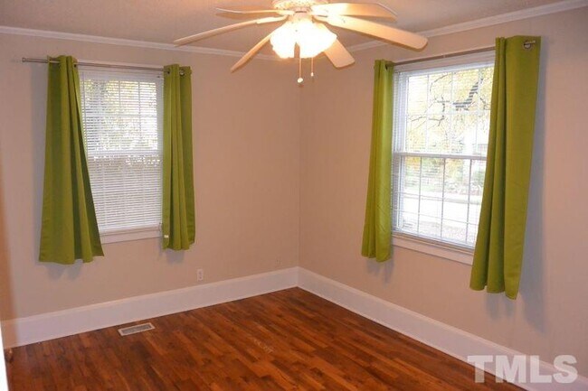 Building Photo - 1611 Bickett Blvd