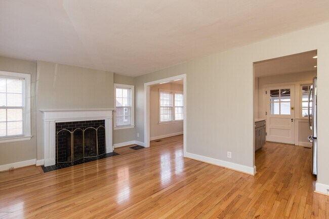 Foto del edificio - 505 Fairlawn Rd