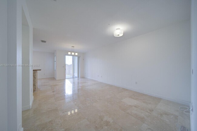 Building Photo - 7508 NW 107th Pl