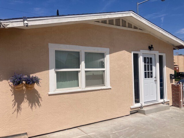 Foto principal - 4525 Orange Ave