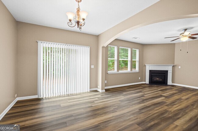 Foto del edificio - 1619 Park Brooke Cir SW
