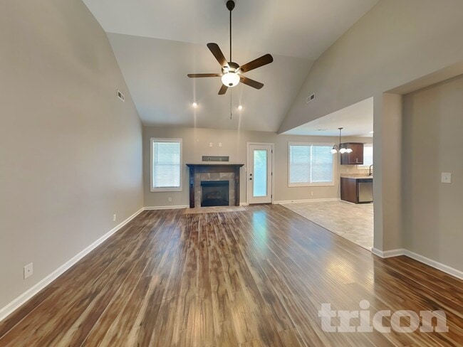Building Photo - 1195 Belvoir Ln