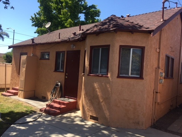 Photo - 705 E Orange St