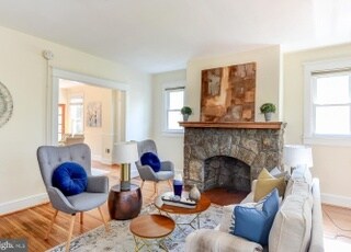 Foto principal - 1221 Hamilton St NE