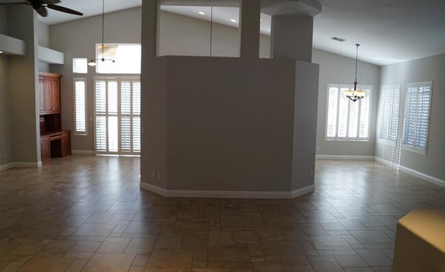 Building Photo - 8809 Las Olivas Ave