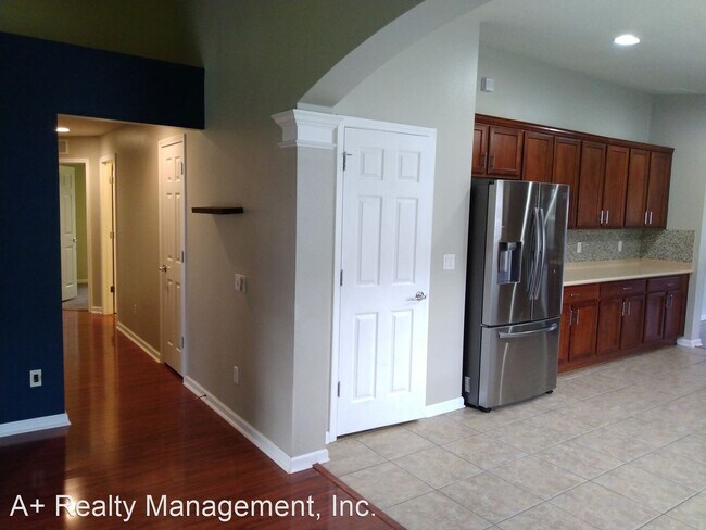 Foto del edificio - 4 br, 2 bath House - 988 Hill Flower Dr.