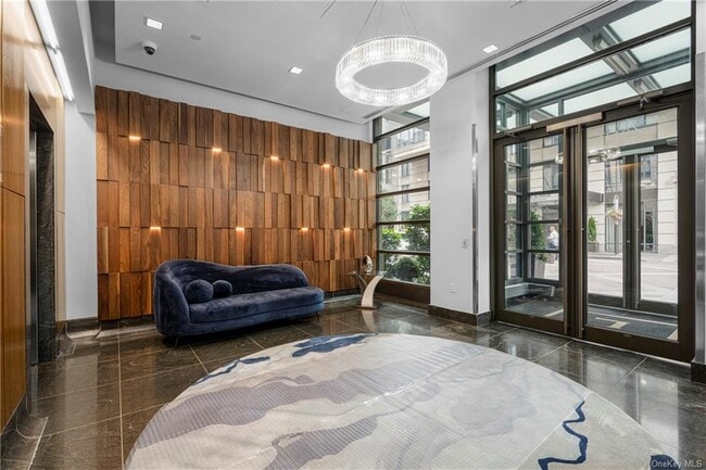 Building Photo - 25 City Pl