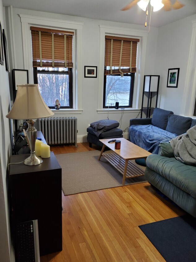 Foto principal - 189 Chestnut Hill Ave
