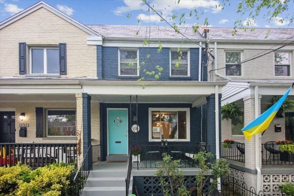 Photo - 1334 Downing St NE House