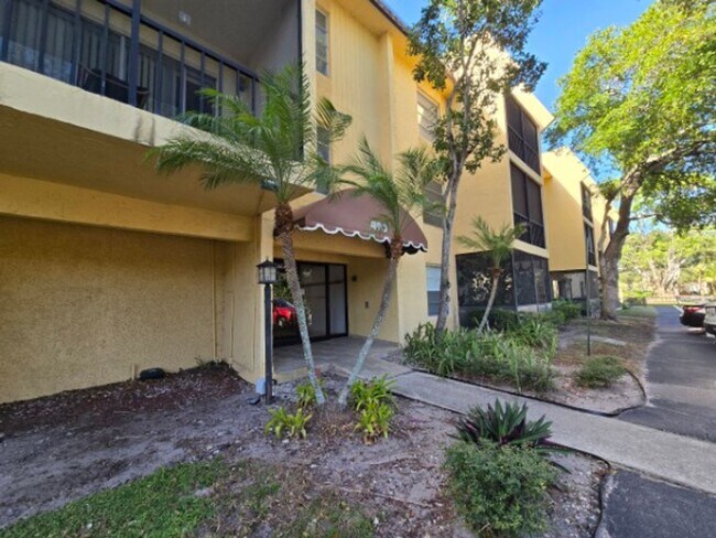 Foto del edificio - 490 NW 20th St