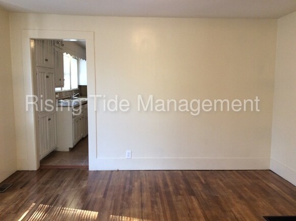 Building Photo - 2924 Ruffner Rd