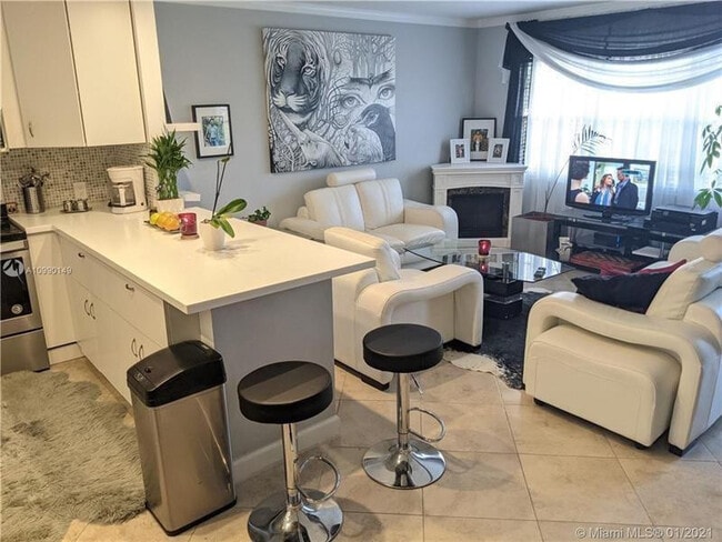 Building Photo - 265 Preston Way