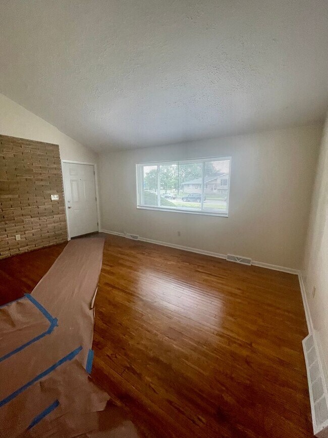Foto del edificio - 3327 Roosevelt Boulevard Multi Unit