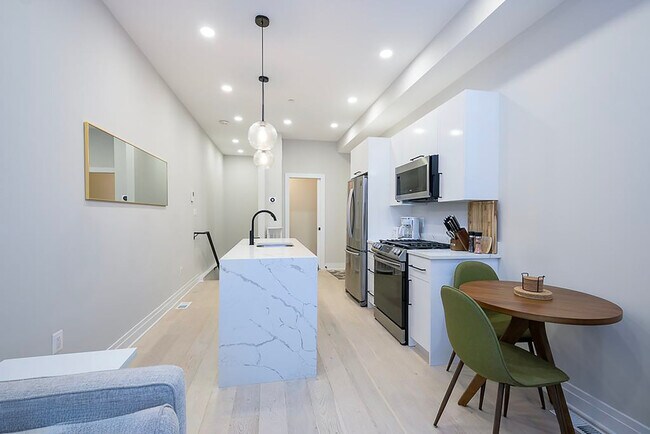 Foto del edificio - 2309 Ontario Rd NW