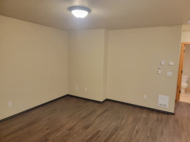 Foto del edificio - 502 SW Evergreen Ave