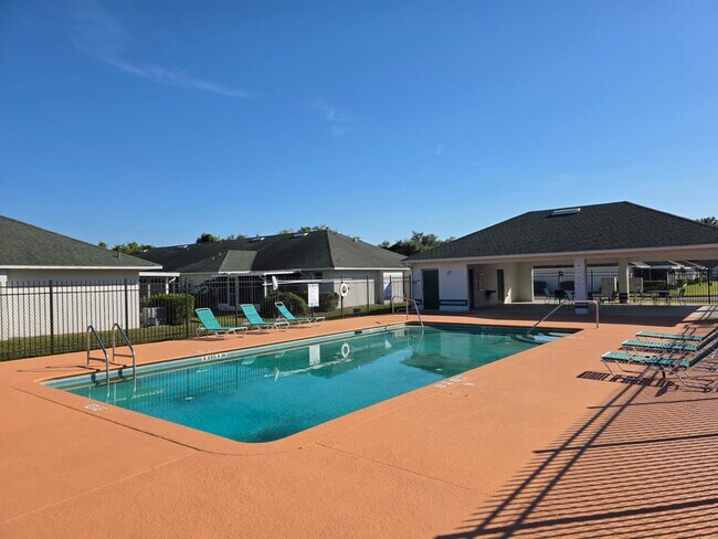 Foto del edificio - 1175 Jade East Ln