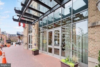 Building Photo - 675 President St