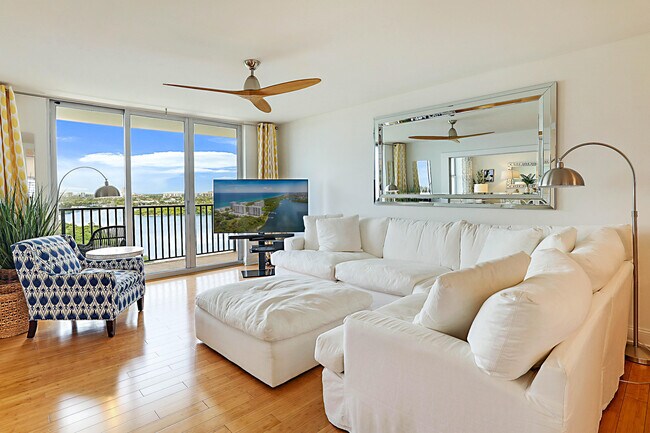 Building Photo - 2121 N Ocean Blvd