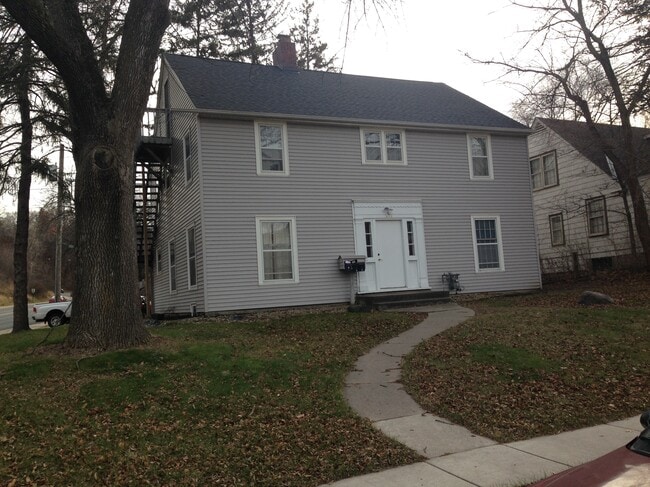 Building Photo - 345 Ramsey St