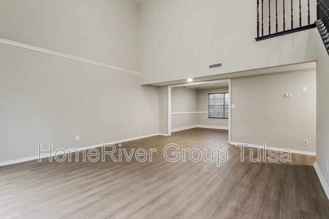 Building Photo - 2624 East 140th Pl S